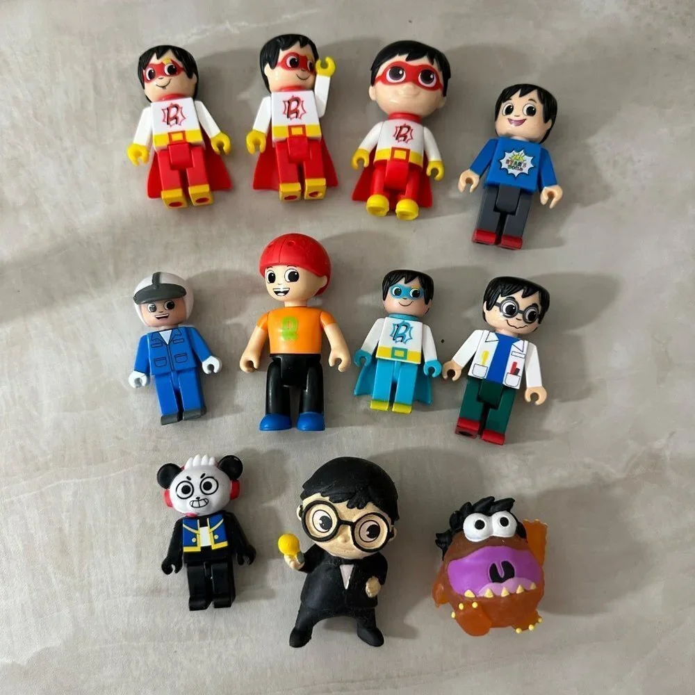 Ryan's World Lot of‎ Mini Figures